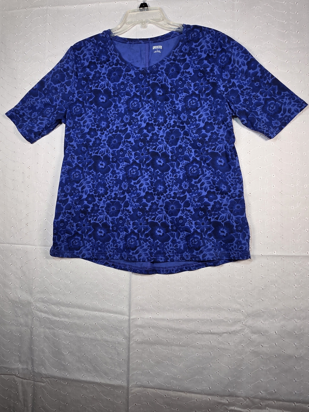 Duluth Trading Co Blue Floral Short-Sleeve Women's Top